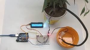 نظام الري الأوتوماتيكي والحدائق الذكية القائم على إنترنت الأشياء (IoT)