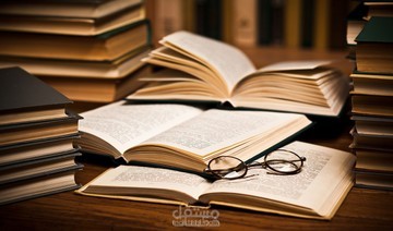 نشر المقالات والابحاث في المجلات العلمية والمواقع