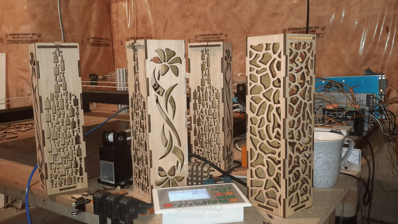 تصميم نقوش وزخارف خشبية لمنتجات وهدايا ورسوم  قابلة للتجميع ومناسبة لقوالب قطع بالليزر  وبحسب الطلب| رحلة عمل من التصميم حتى التركيب