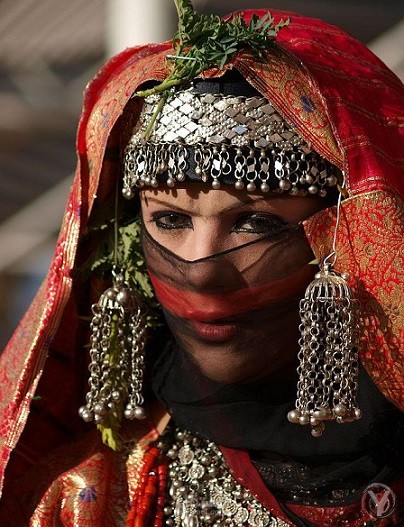 بحث عن العادات والتقاليد اليمنية