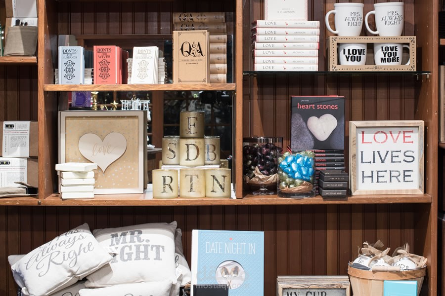 إعلان صوتي (معرض قصة حب)