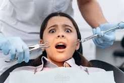 هل تؤجل زيارة طبيب الأسنان خوفاً من الألم؟ 🦷