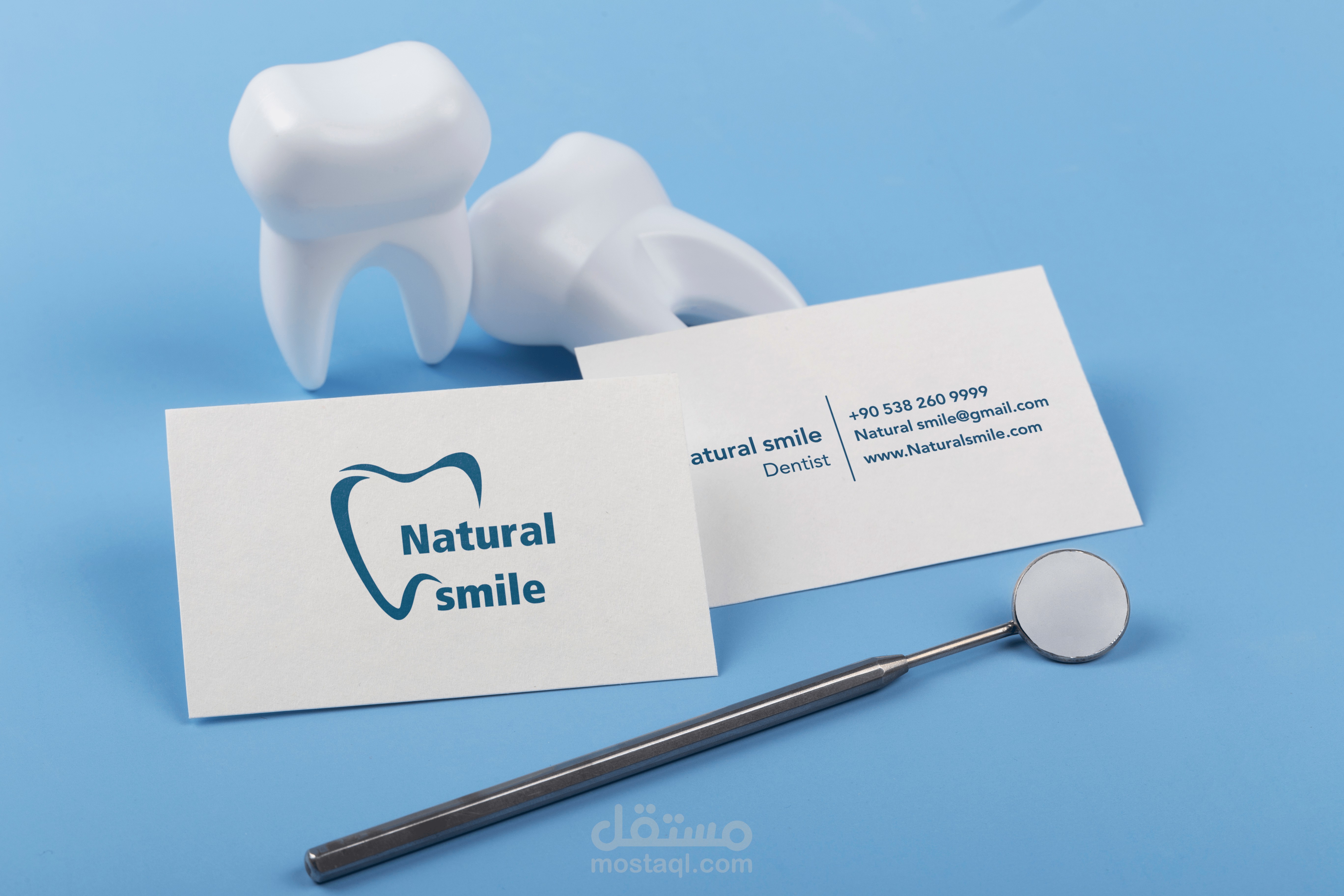 تصميم لوغو لعيادة Natural Smile