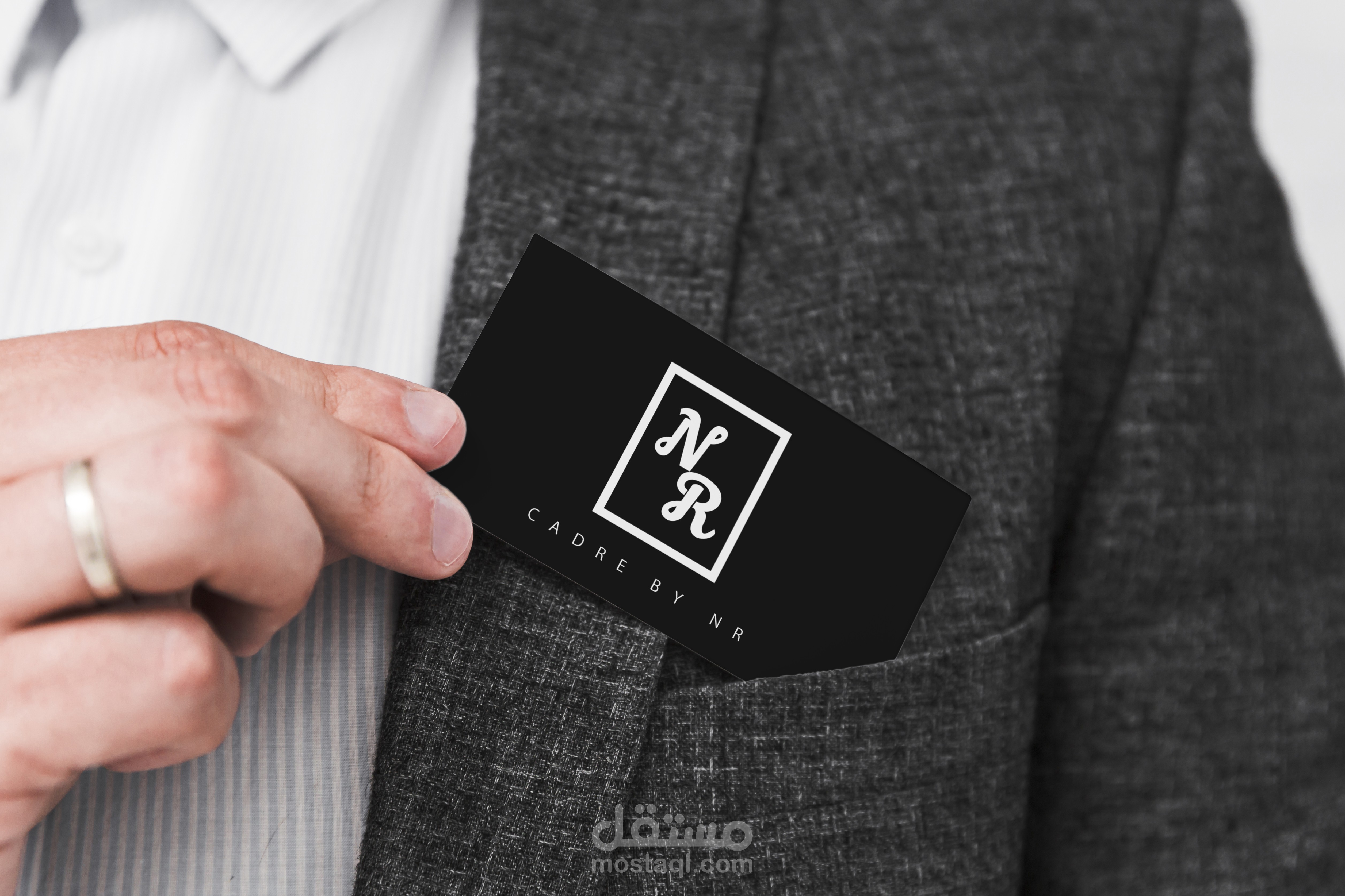 تصميم بزنس كارد لمتجر اطارات