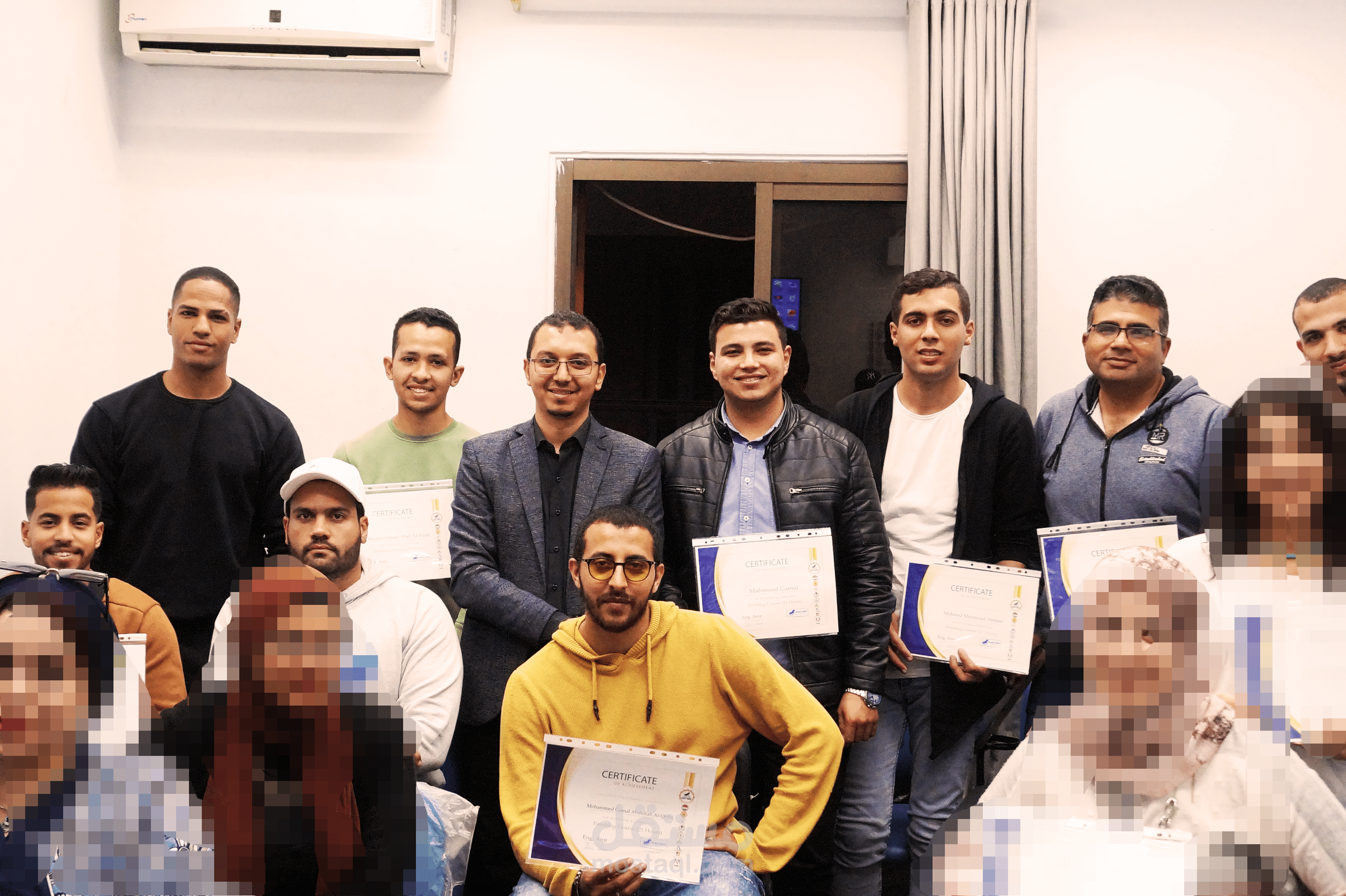 تقديم كورس هندسي ( تشطيبات ) مع عمل المنهج والباوربوينت الخاص بالتدريب