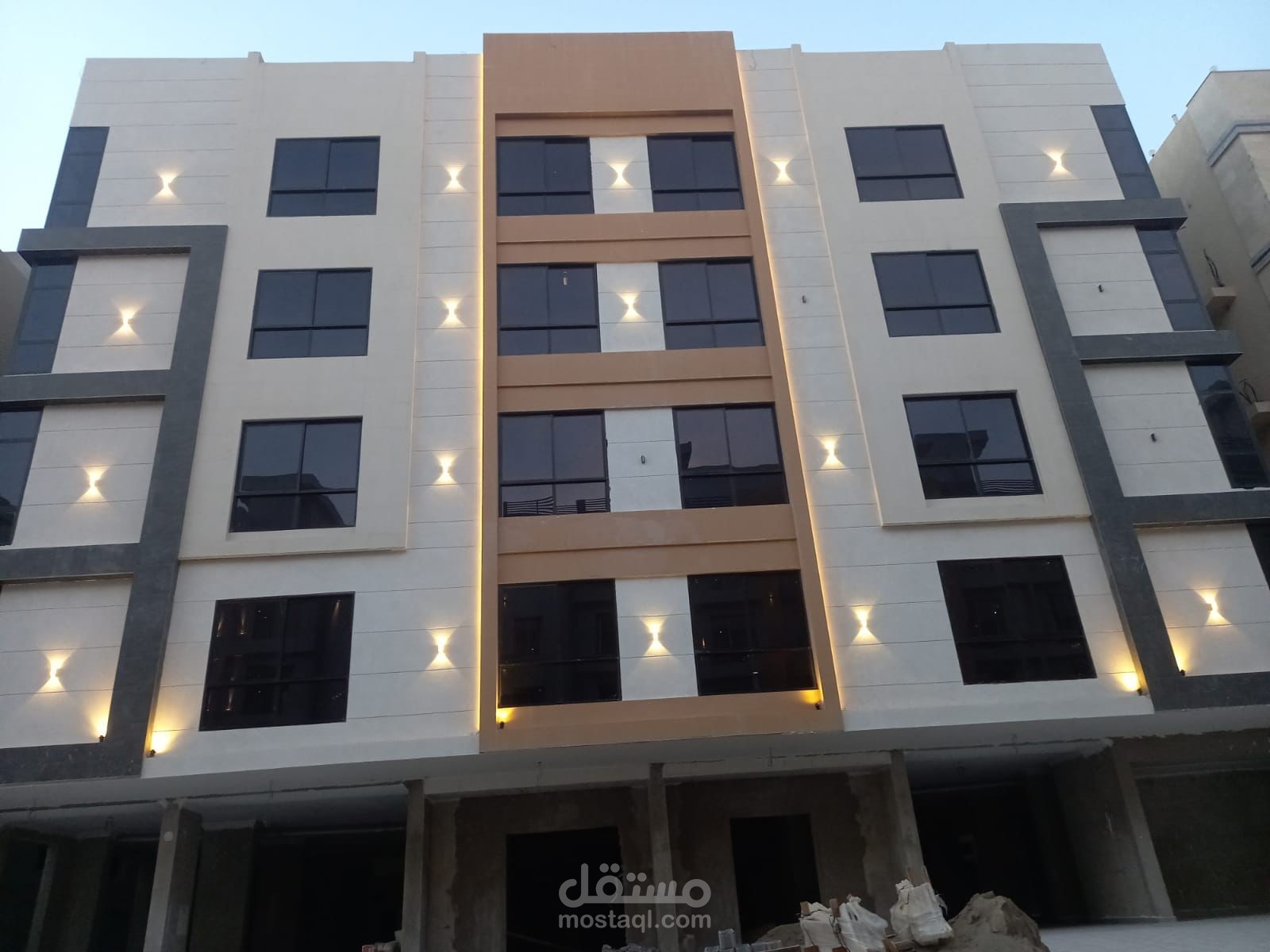 تصميم واجهة مودرن بجدة السعودية