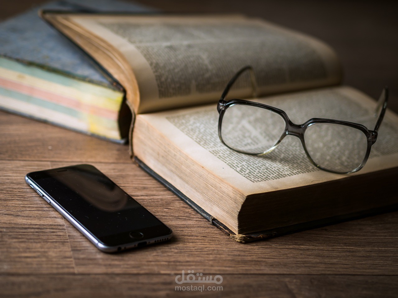 تلخيص الكتب مع الشرح والتحليل بأسلوب احترافي