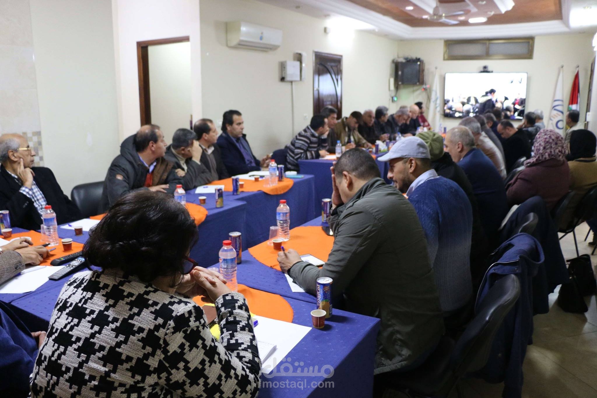 كتابه اخبار لقناه تليفزيونيه