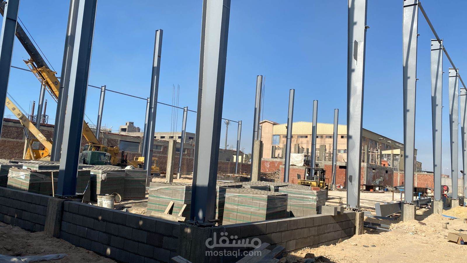 تصميم وتنفيذ جمالون معدنى