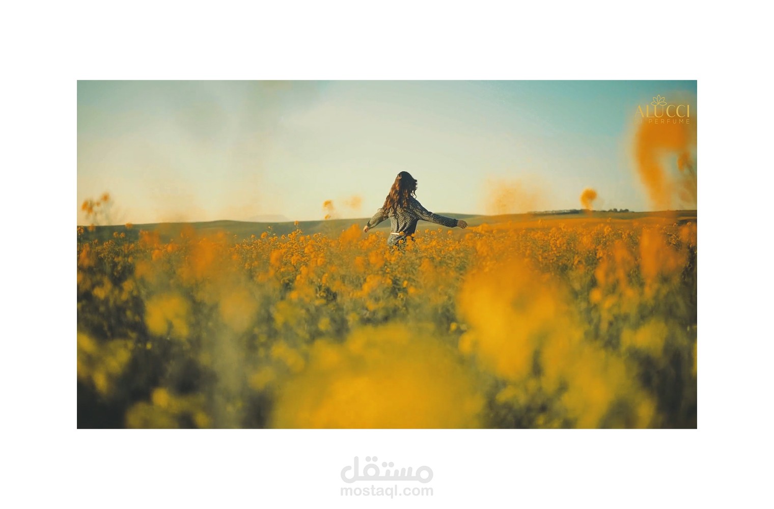 فيديو مونتاج إعلاني + تعليق صوتي نسائي لـ متجر عطور في السعودية