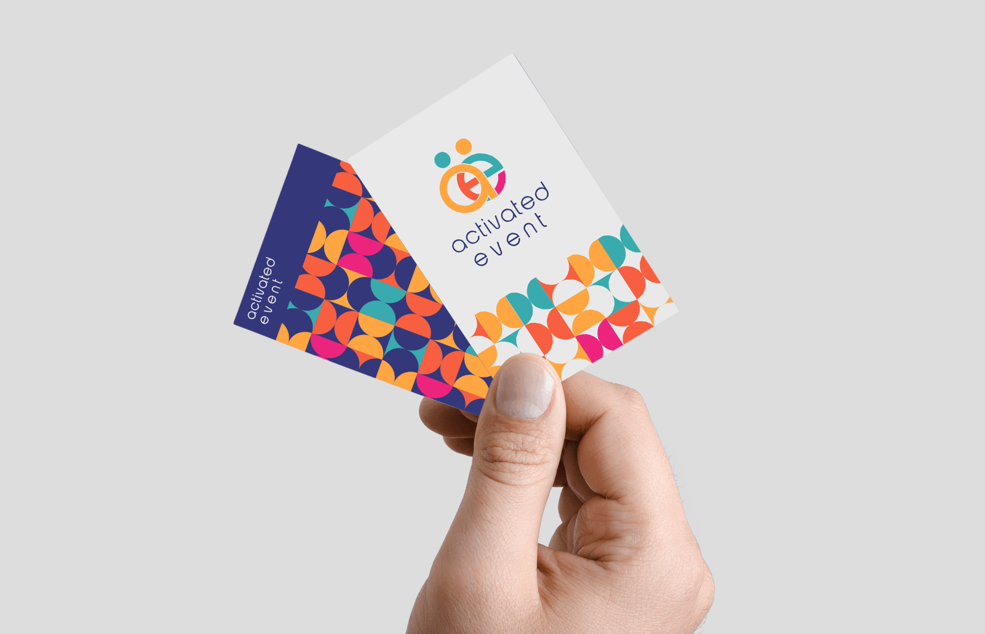 لوجو وهوية بصرية مع فيديو من أرض الواقع لصالح شركة تنظيم معارض ومؤتمرات سعودية