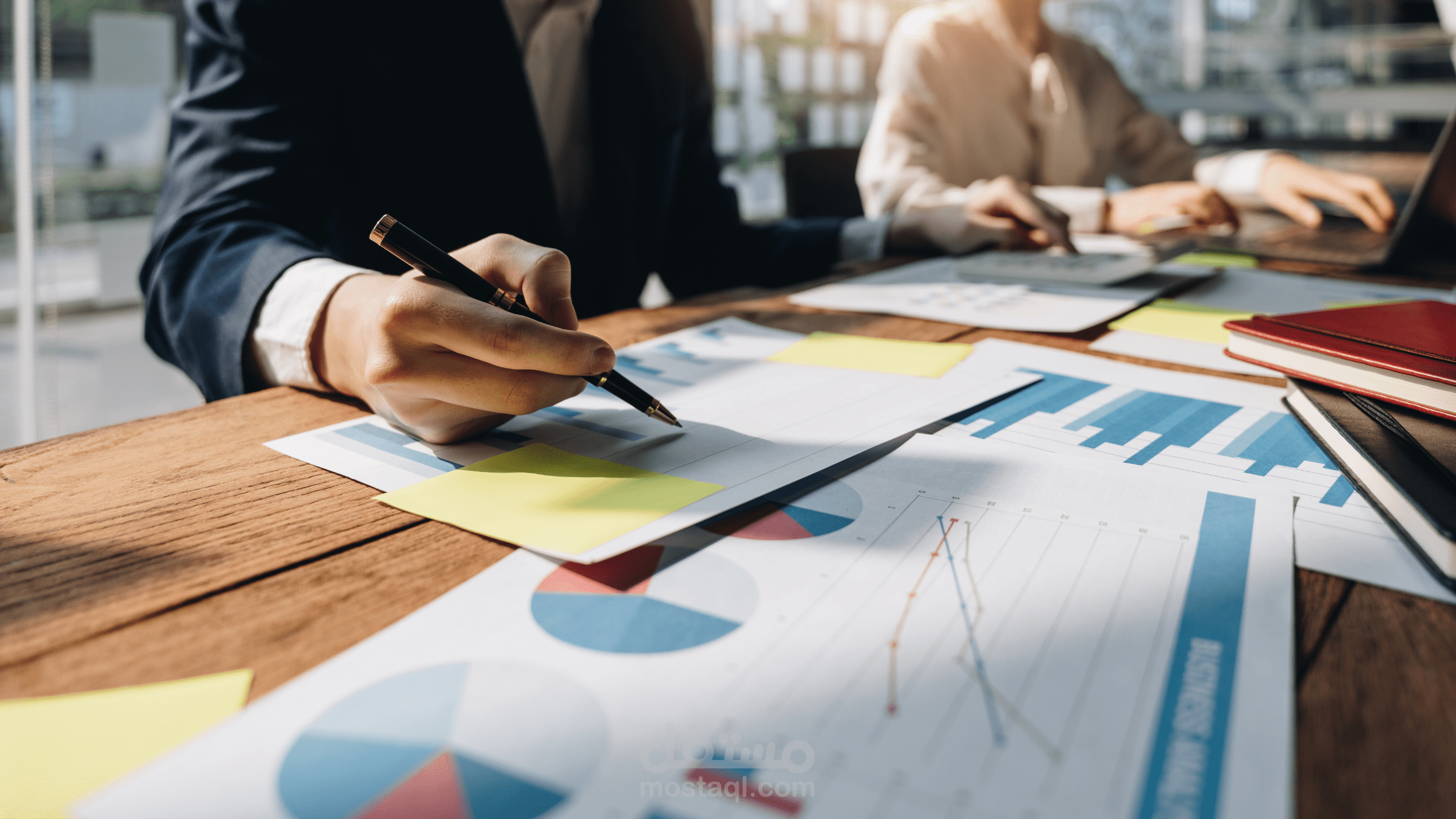 اعداد خطة تسويقية لشركة تقنية وفق نظام sostac