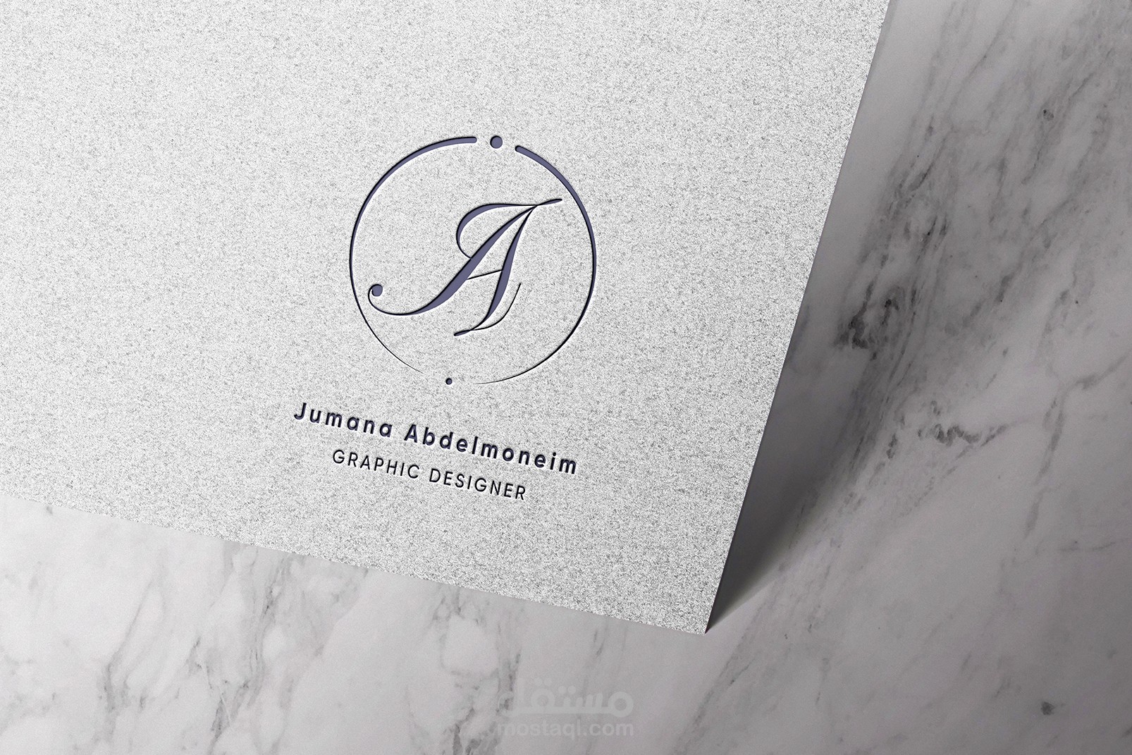 تصميم شعار وبطاقة عمل لمصممة جرافيك
