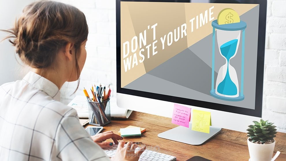 العمل من المنزل للسيدات (شرح مفصل ل 5 أفكار)