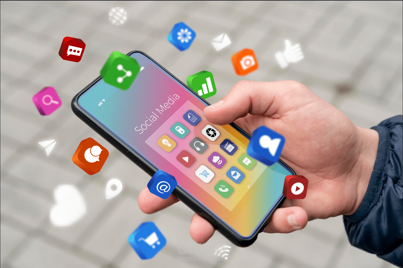 نظام تطبيق تواصل اجتماعي يتيح للمستخدمين إدارة منشوراتهم وتفاعلاتهم على التطبيق.
