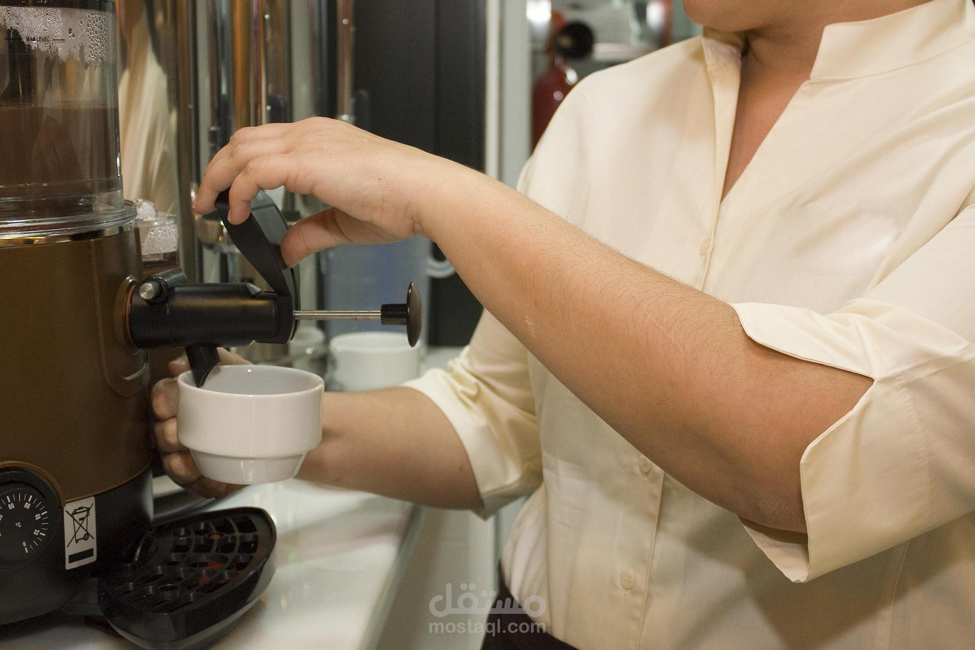 بناء الإمتياز التجارى