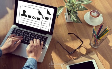تصميم سيرة ذاتية عصرية وجذابة. باستخدام منصة ويكس WIX.