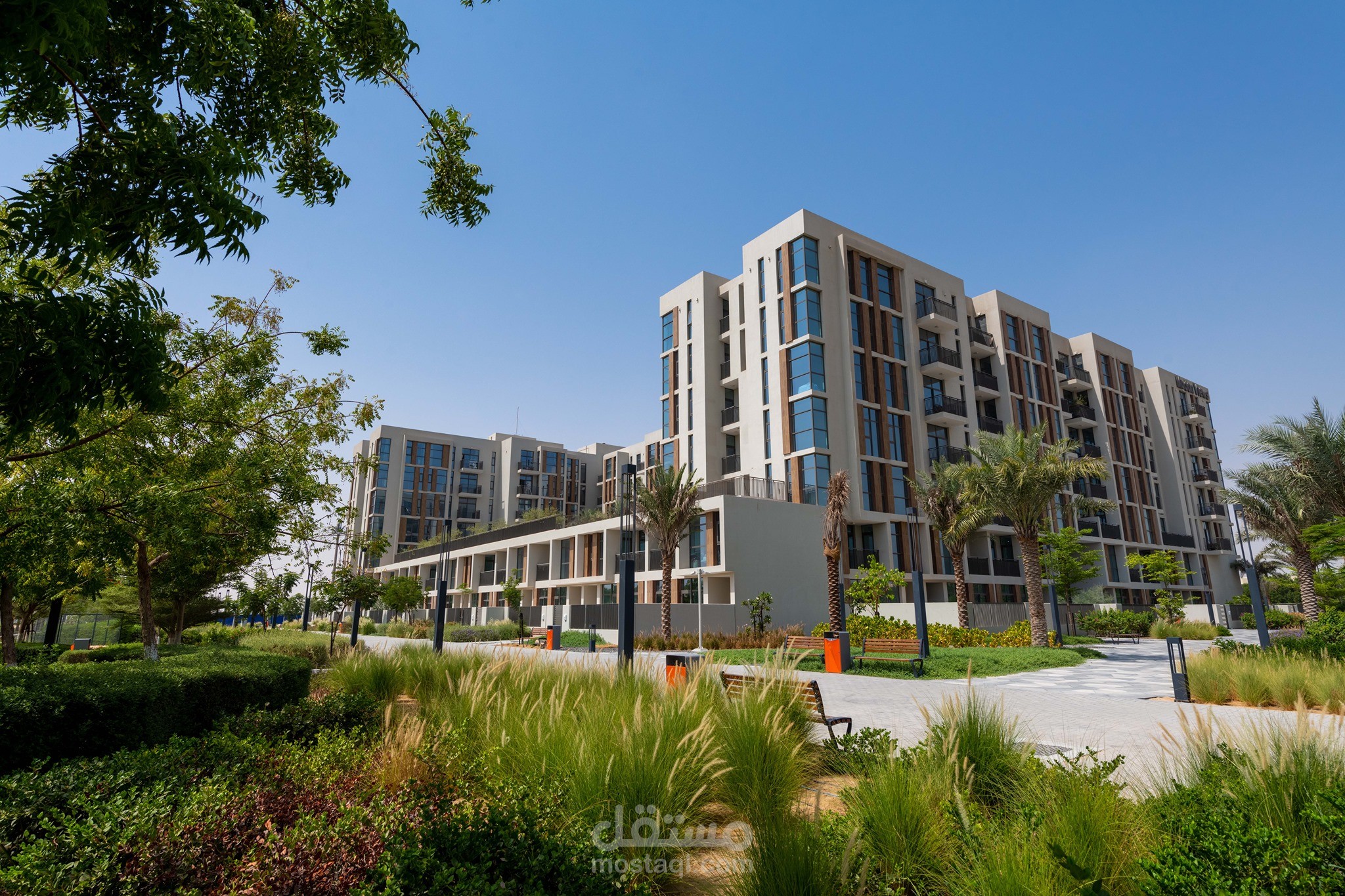 مشروع مبني سكني