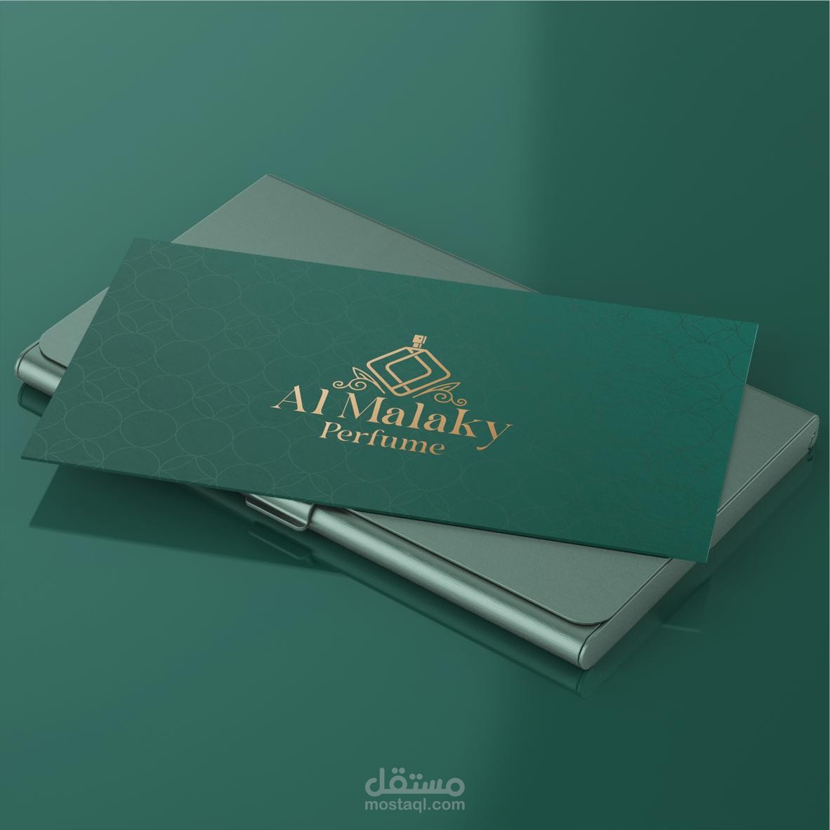 تصميم هوية بصرية لمتجر الملكي للعطور - الكويت