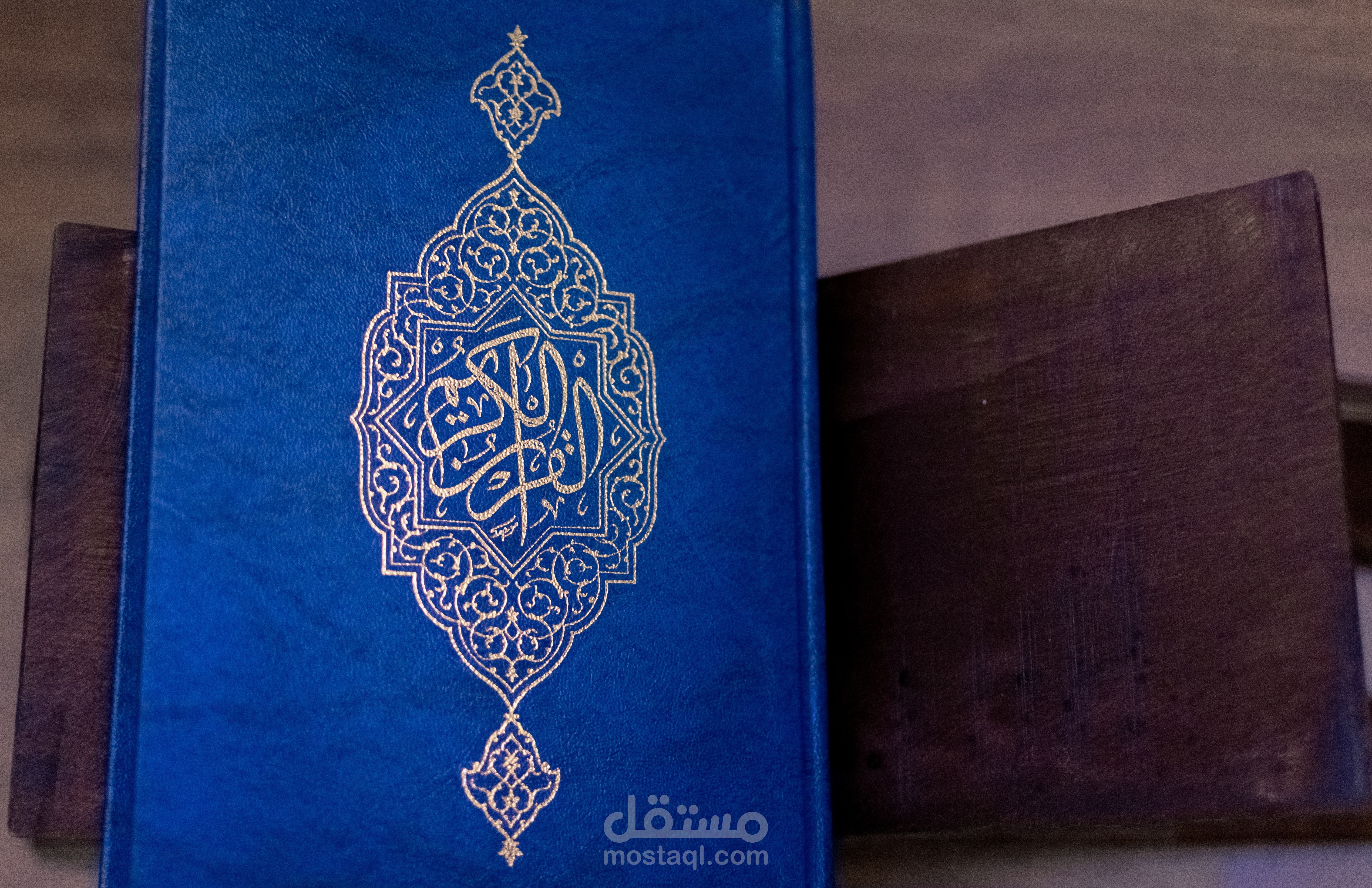 أين الطريق: كيف أخرج هذا المنهج جيل الصحابة من الظلمات إلى النور؟