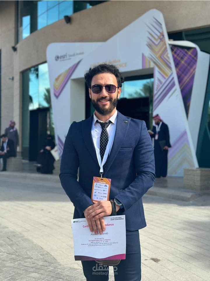 Day 1 at the Esri Saudi Arabia User Conference 2025 was incredibly inspiring! ✨