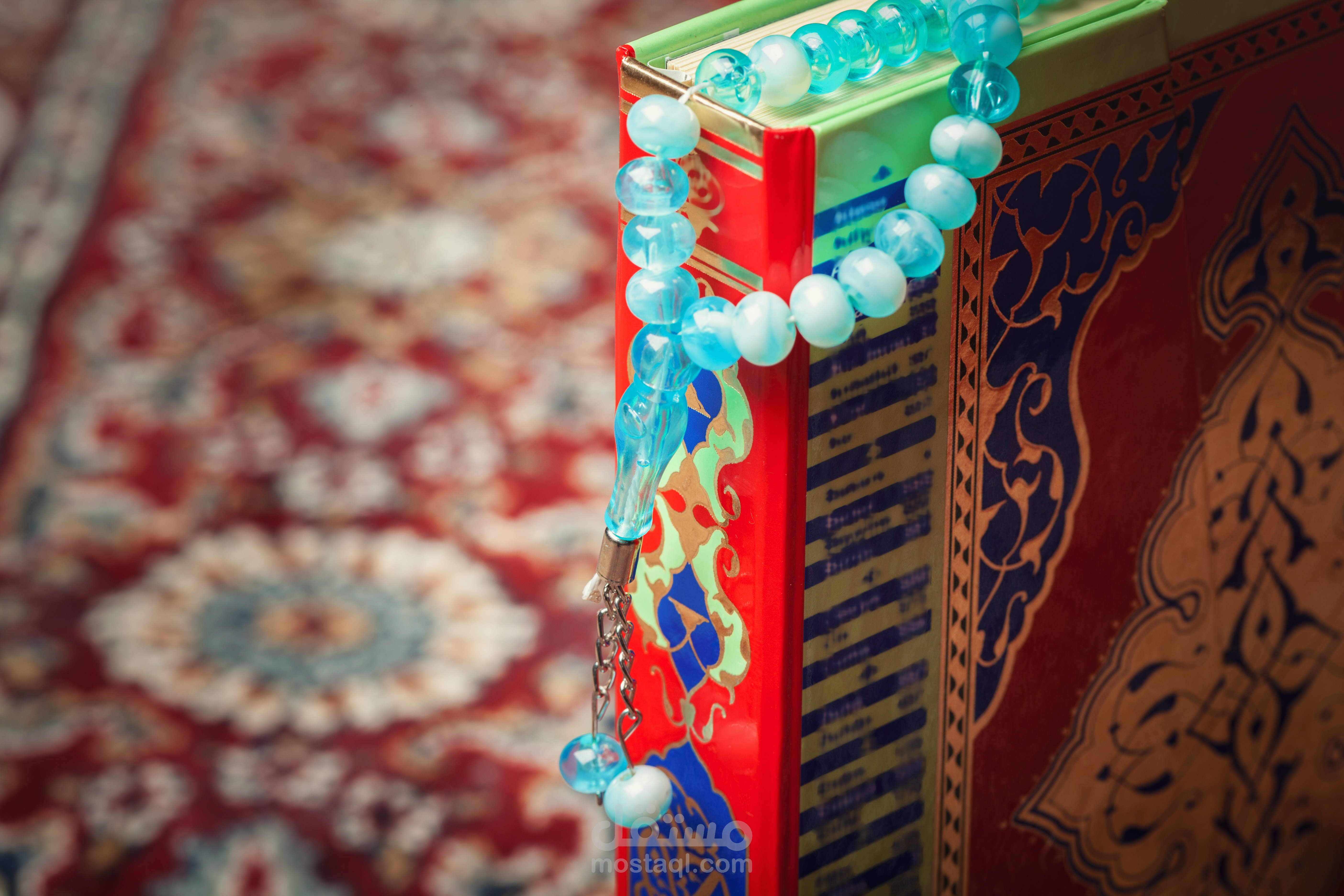 مقال باللغة الانجليزية عن القراءات العشر للقران الكريم من الف كلمة