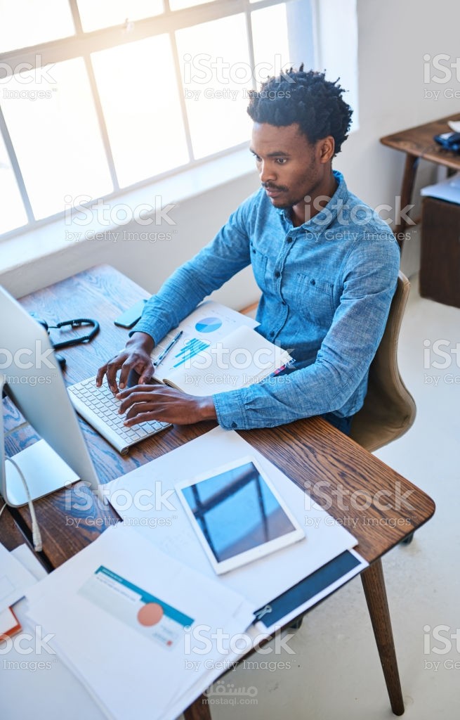 خدمة الرد على الزبائن