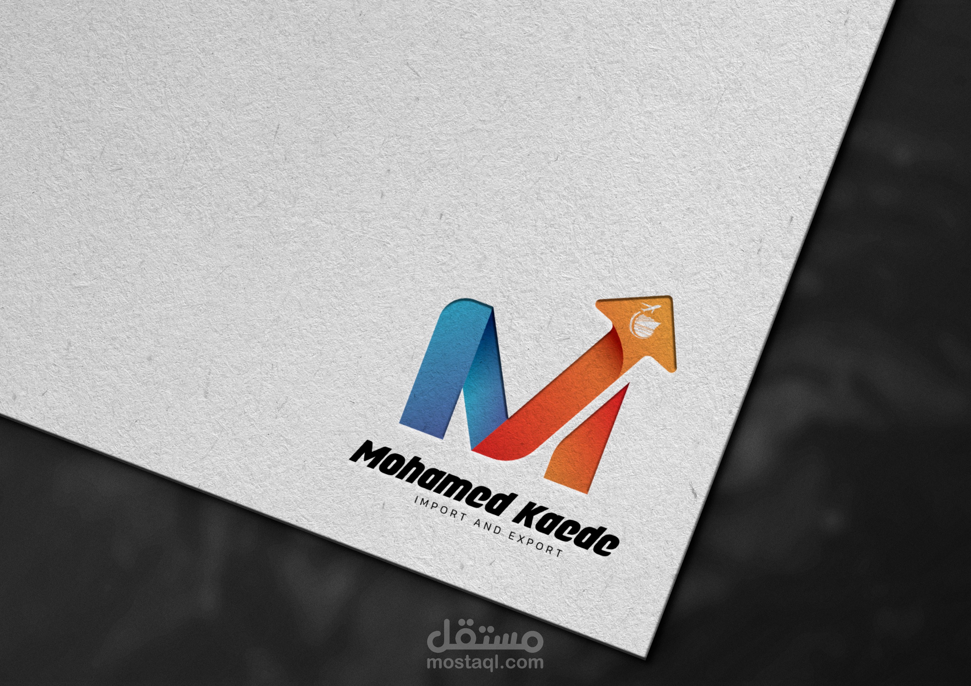 المحترفون في الاستيراد والتصدير شعار بحرف الـ M