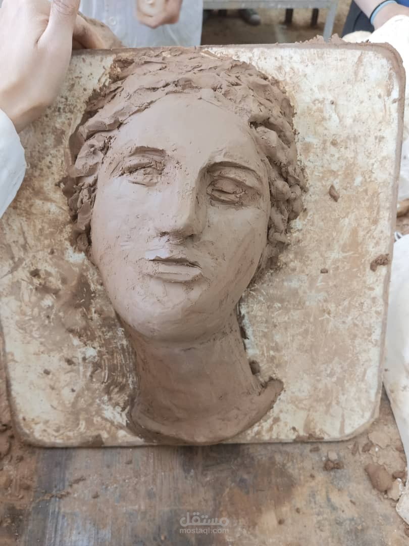 مجموعة اعمال فنيه من النحت