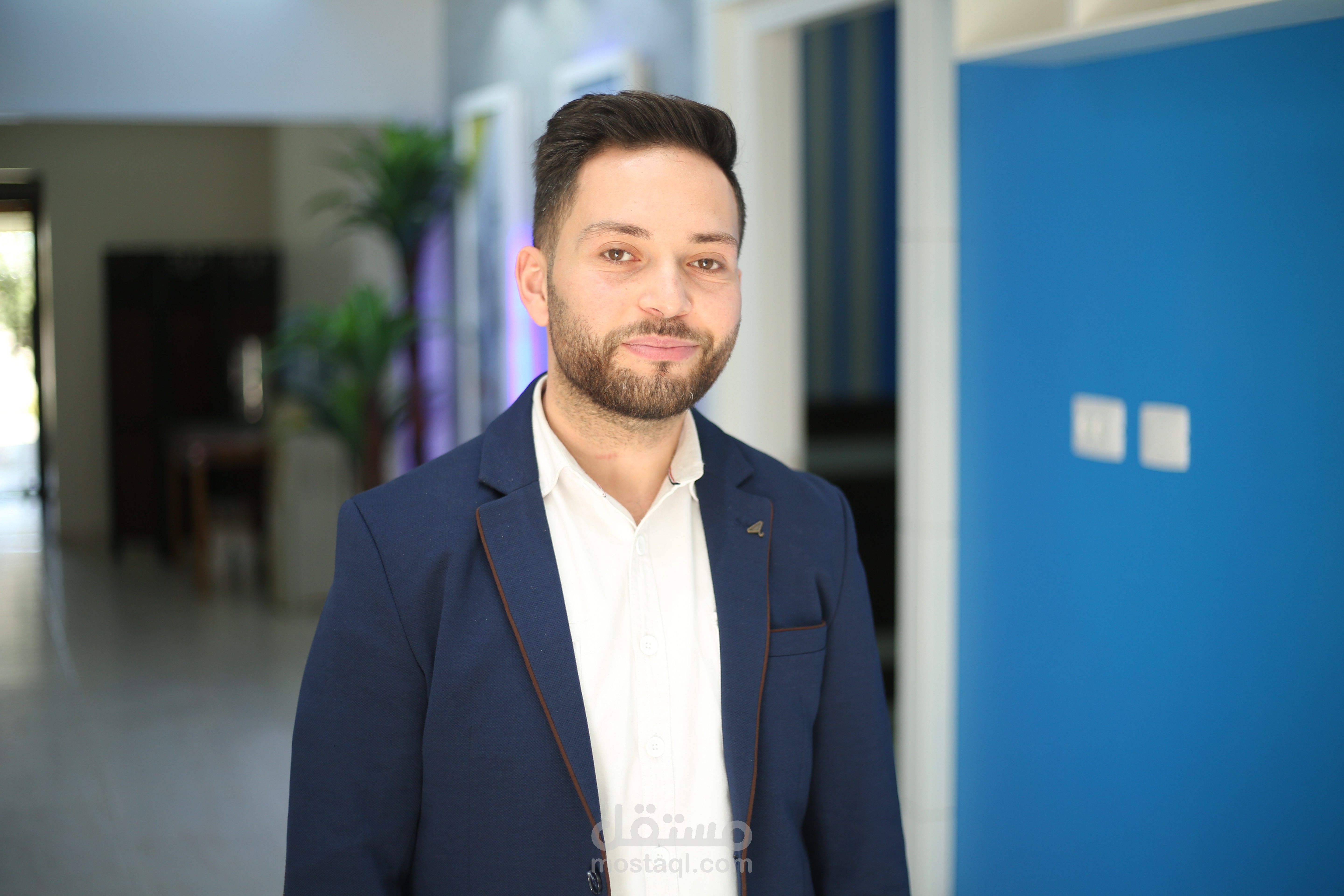 فيديو يظهر قدراتي في تحدث اللغة الانجليزية