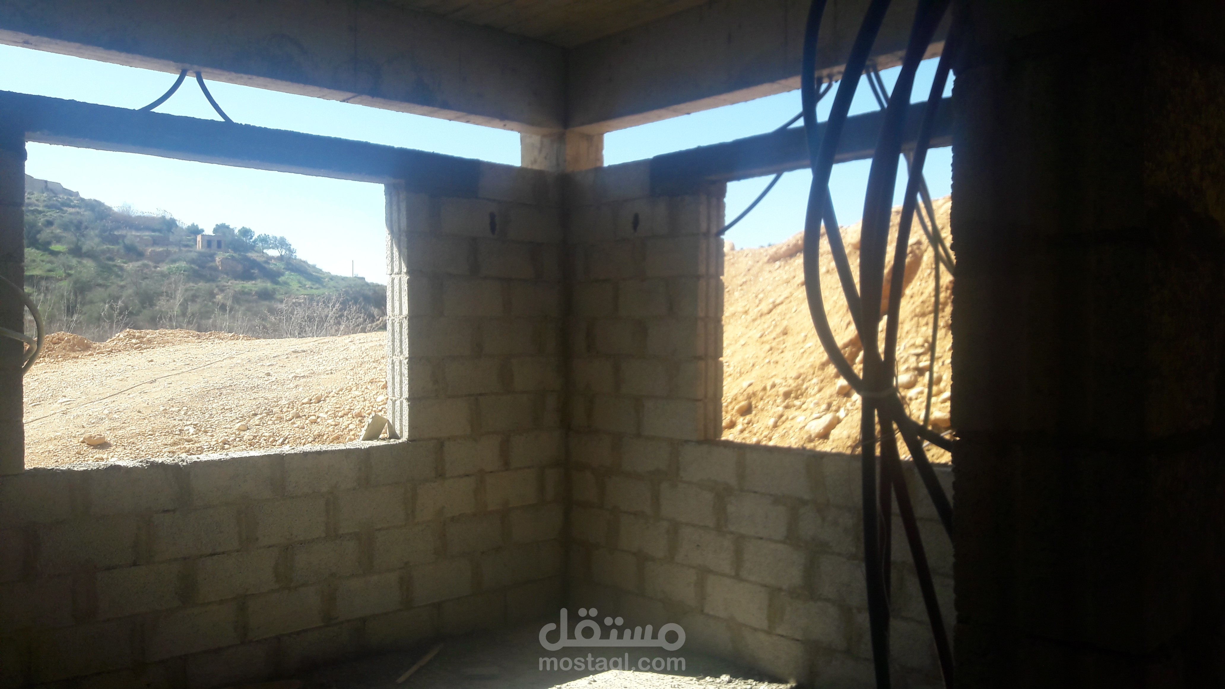 خبرة في تنفيذ الأعمال الإنشائية