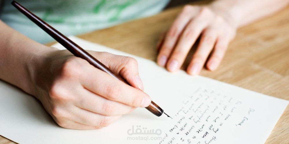 كتابة محتوى إبداعي على فيسبوك وتويتر وانستغرام