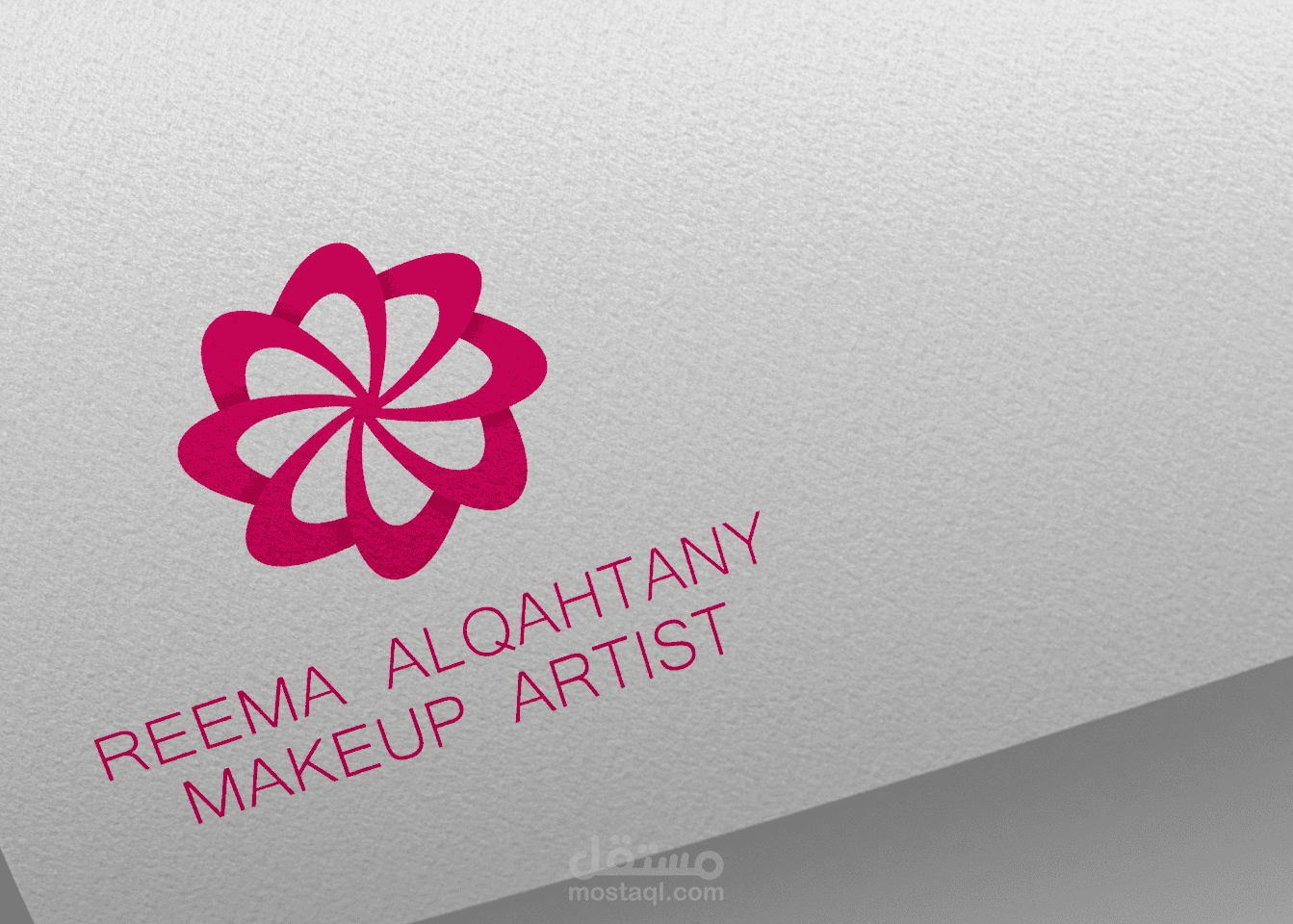 تصميم لوغو لمجموعة Makeup artist