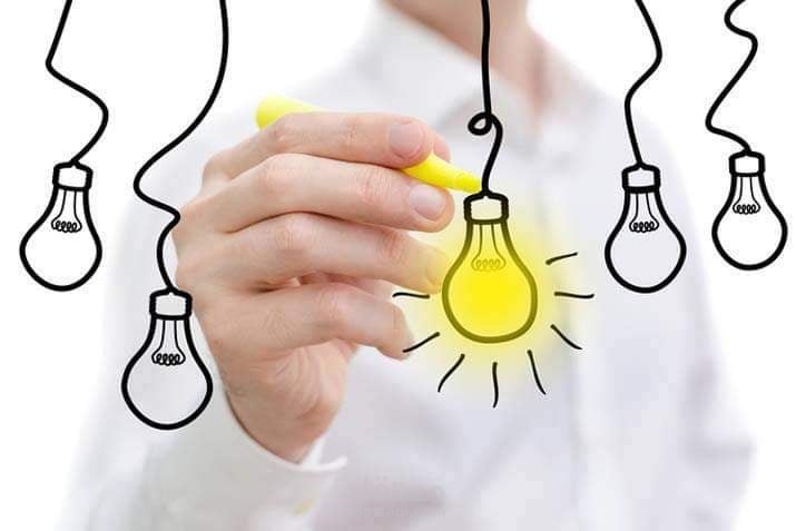 مُنشئ محتوى تحفيزي