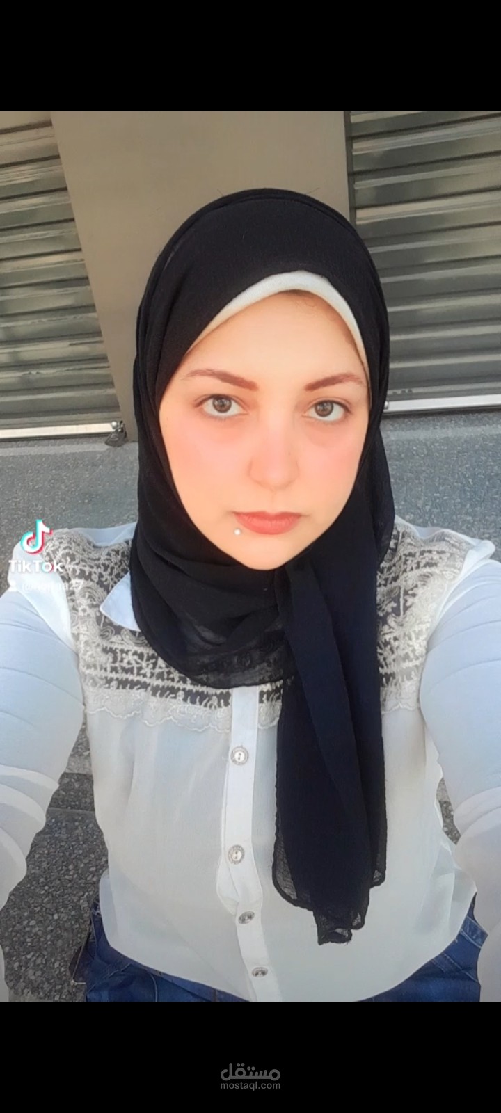 تعليق صوتي نسائي مميز باللهجه المصريه