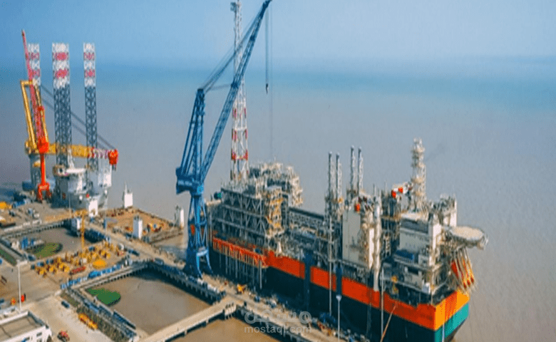 موقع شركة نفطية