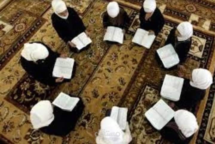 تحفيظ القرآن الكريم بقراءاته العشر الصغرى وإعطاء إجازات بالقراءات العشر لخاتميه