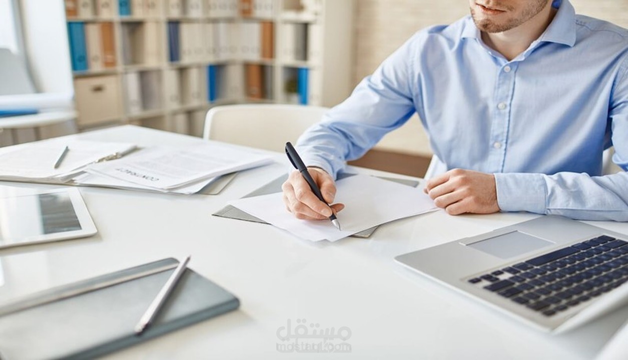 البحث في الانترنت وتجميع داتا