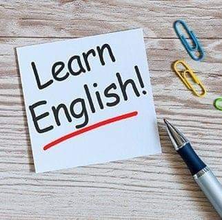 معلمة لغة إنجليزية