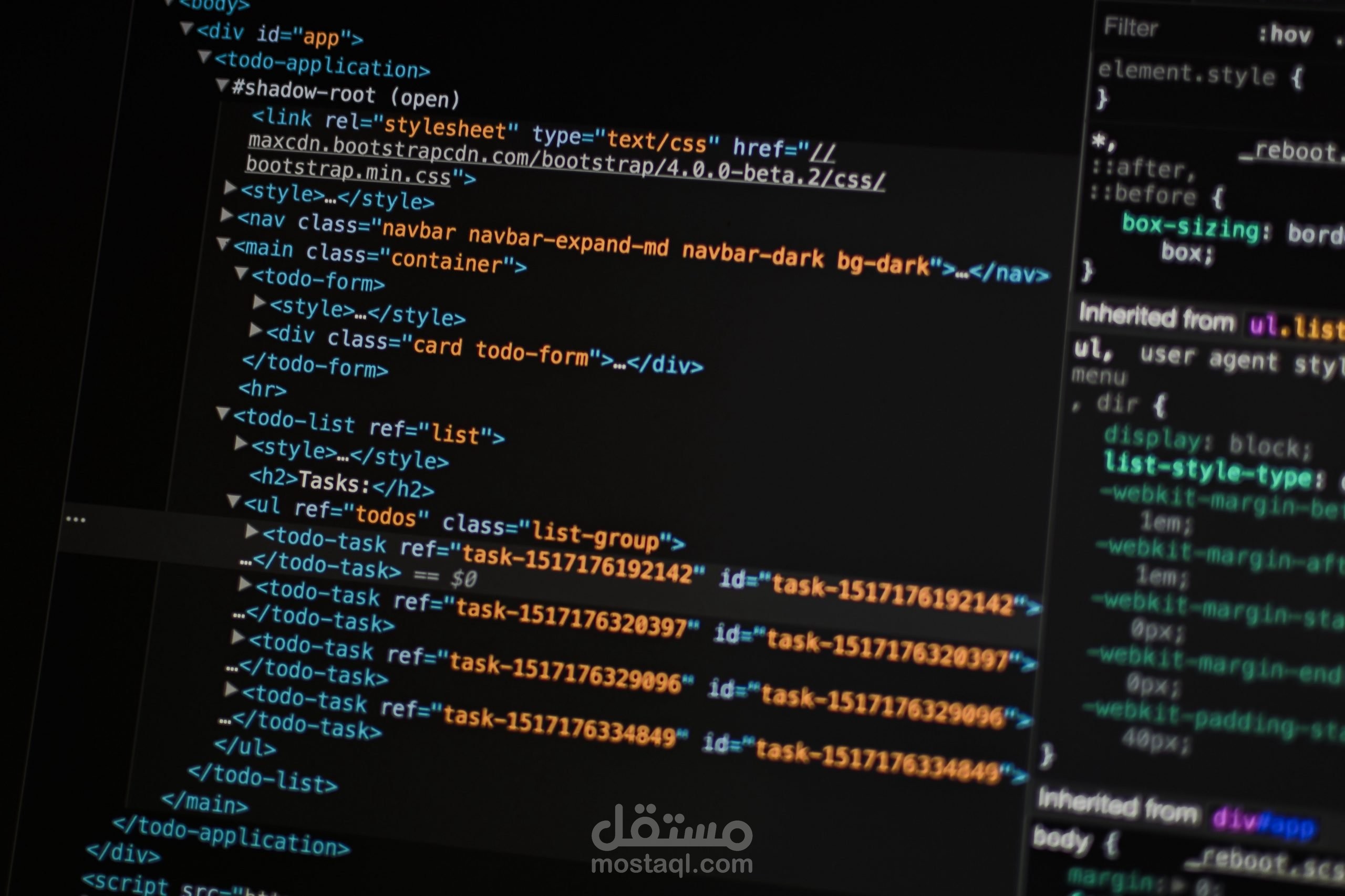 استطيع عمل لك موقع باستخدام لغتي html-css