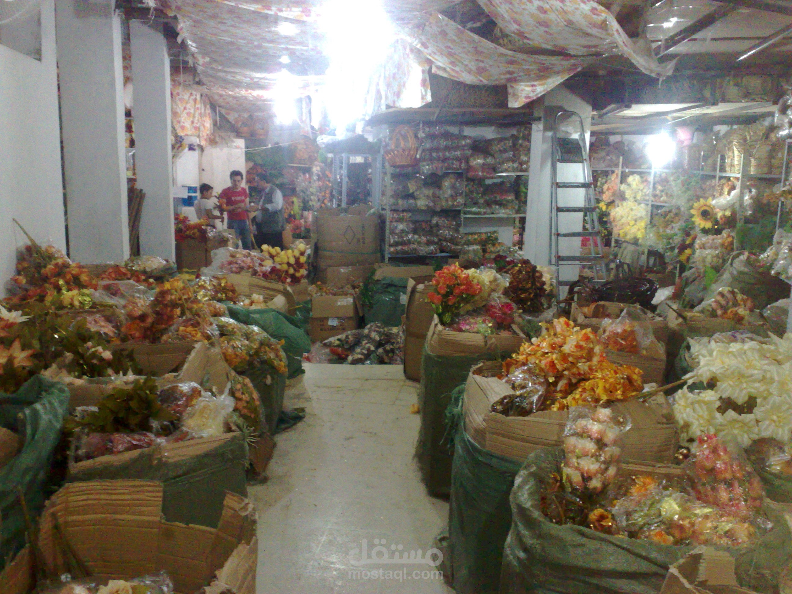 تجارة الجملة للأزهار الاصطناعية