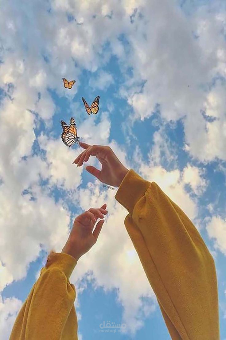 تصميم لوجوهات و شعارات لمواقع التواصل الاجتماعي