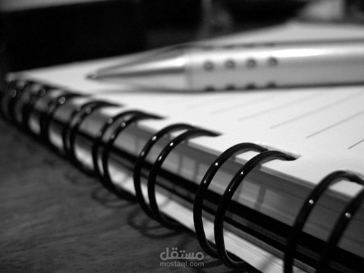 إعداد أبحاث ومقالات تخصصية دقيقة بأسلوب إبداعي وحصري