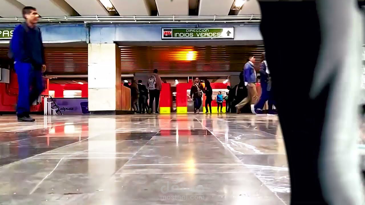 الانتقال من فيديو لفيديو بإستخدام جسم متحرك