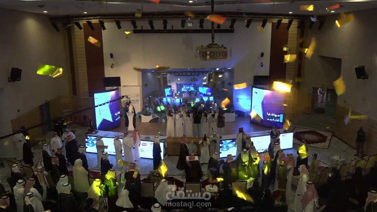 حفل تخريج الدفعتين الـ 15 و 16 من طلبة جامعة جازان