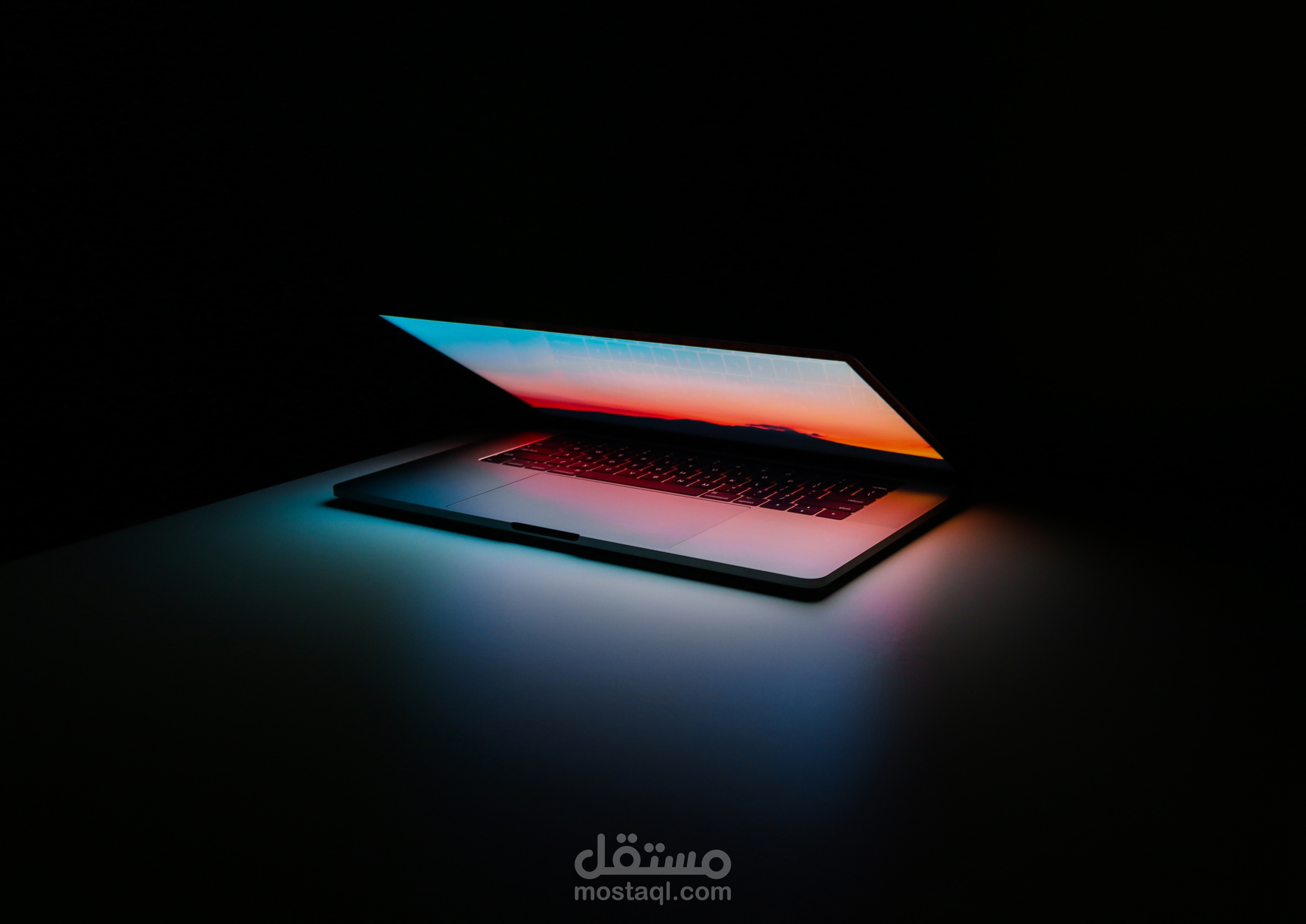 هوية بصرية لوكالة Technoguide المتخصصة ببيع الحواسب المحمولة Visual Identity