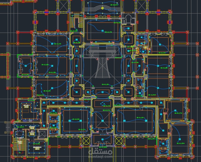 تصميم ورسم توزيع الانارة والطاقة الكهربائية لقصر Autocad
